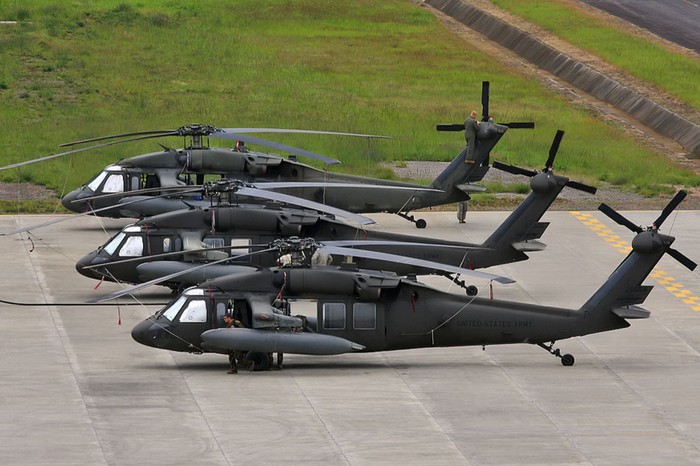 Máy bay trực thăng UH-60 Black Hawk do Mỹ chế tạo
